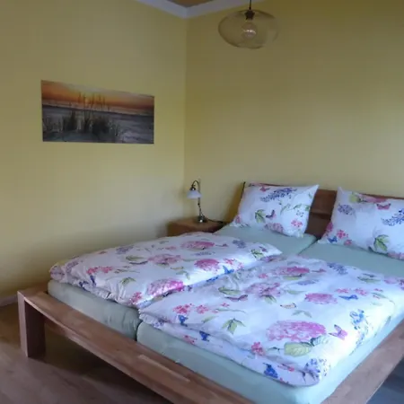 Am Nok Apartment