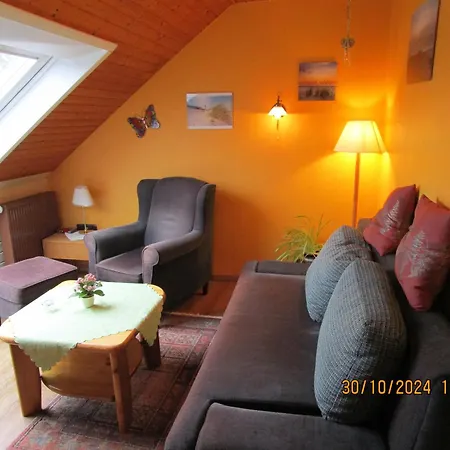 Am Nok Apartment