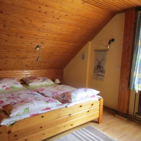 Am Nok Apartment